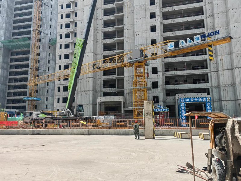 挖掘施工新选择：装载机租赁攻略